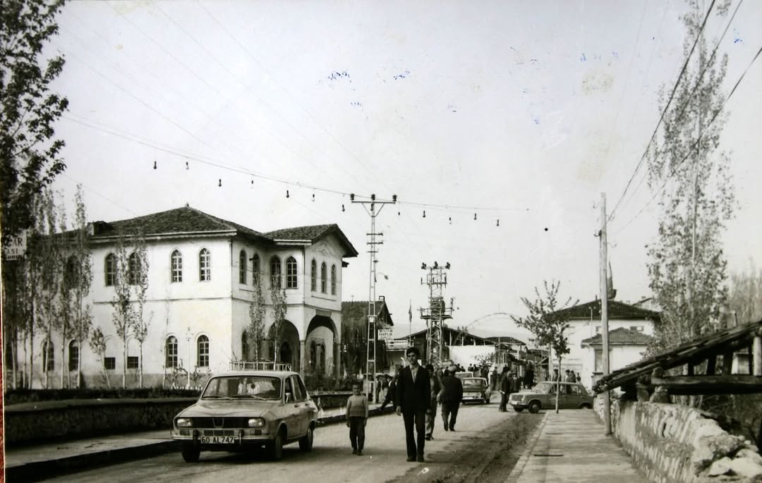 Şerafettin Pervanlar'dan Cumaları Kutlama Mesajı