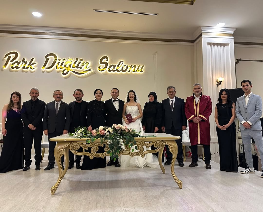 Semih Tepebaşı Nikah Kıydı: Taha Tepebaşı'nın Ağabeyi Evlendi