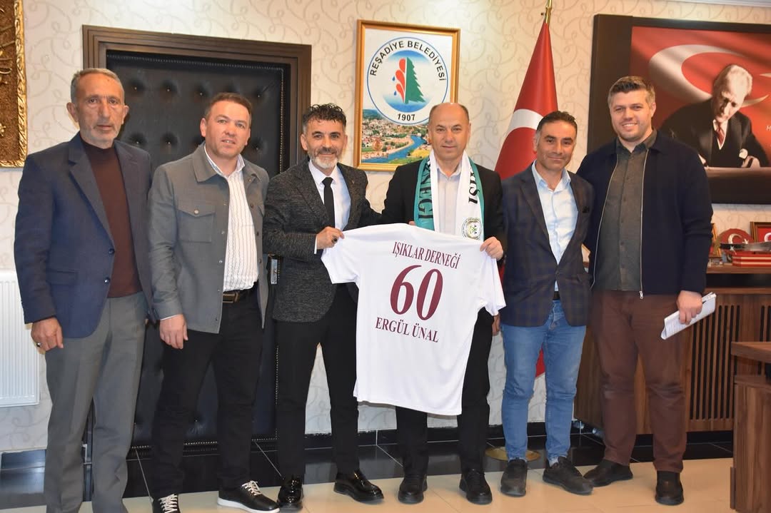 Bozçalı Işıklar Mahallesi Dernek Başkanı Sn. Akın Yüce Belediyemizi Ziyaret Etti