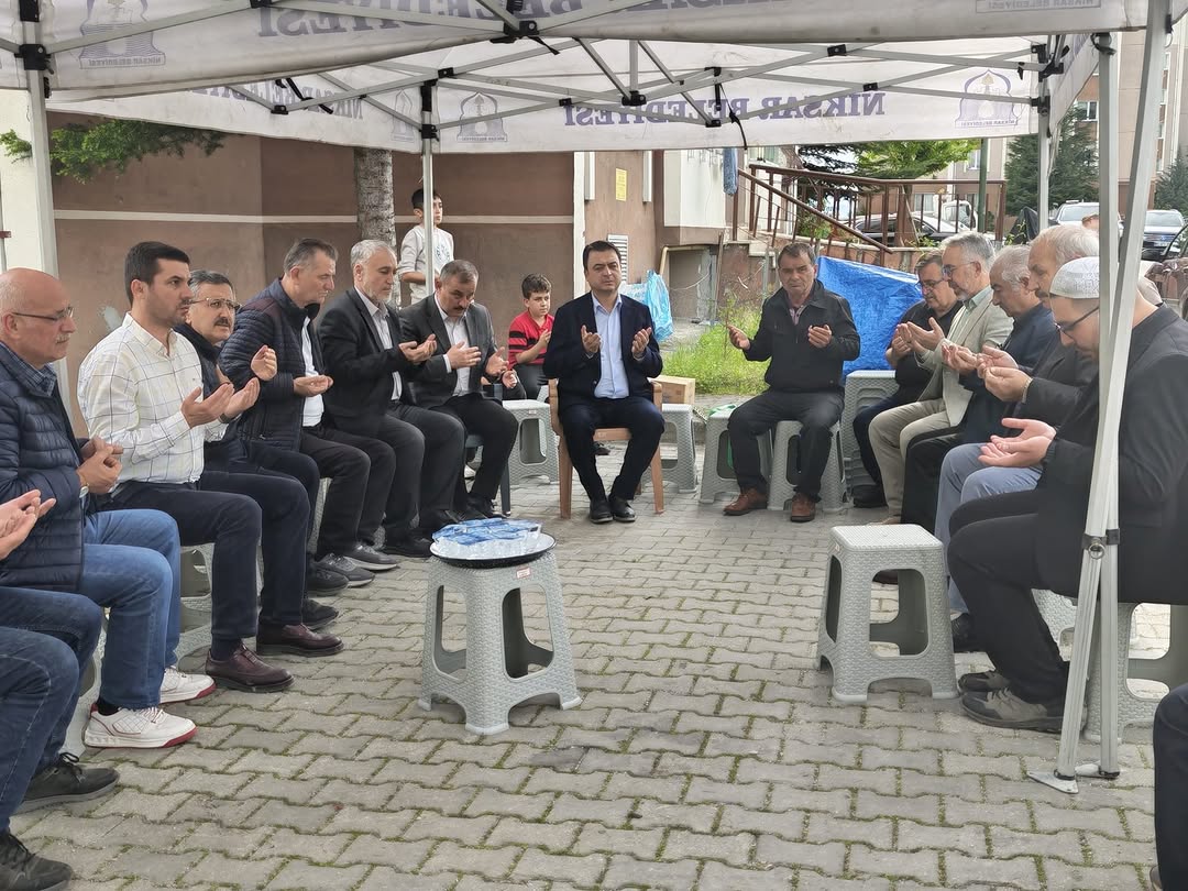 Valimiz Abdullah Köklü, Şehidimiz Ali Özden’in Vefat Eden Babası Süleyman Özden İçin Taziye Ziyaretinde Bulundu