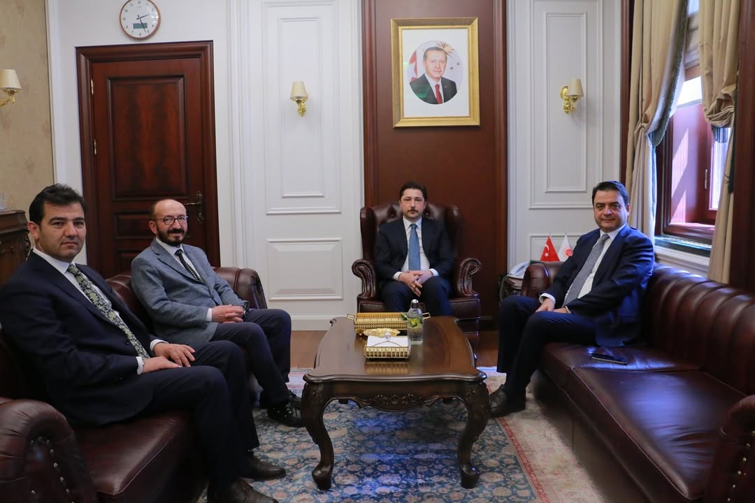 Valimiz Abdullah Köklü, Adalet Bakan Yardımcılığına Atanan Hemşehrimiz Burak Ceyhan'ı Ziyaret Etti