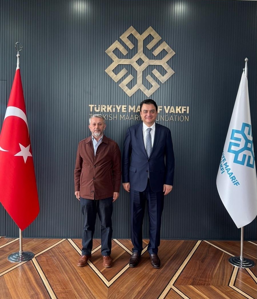 Vali Abdullah Köklü, Türkiye Maarif Vakfı Mütevelli Heyeti Üyesi Selim Cerrah'ı Ziyaret Etti