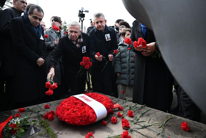 Uğur Mumcu Anılıyor