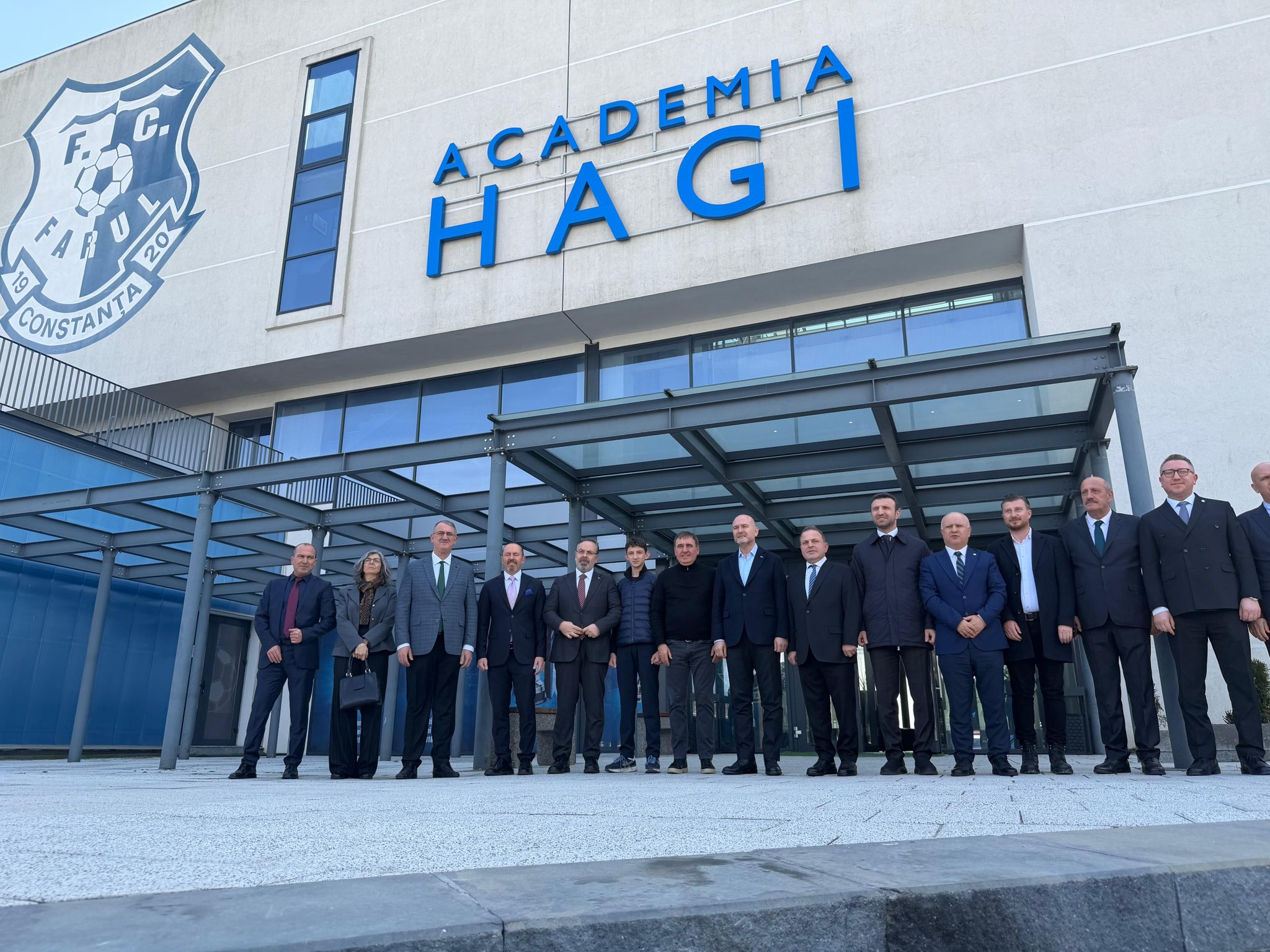 Bükreş'te Hagi Akademisi Ziyareti