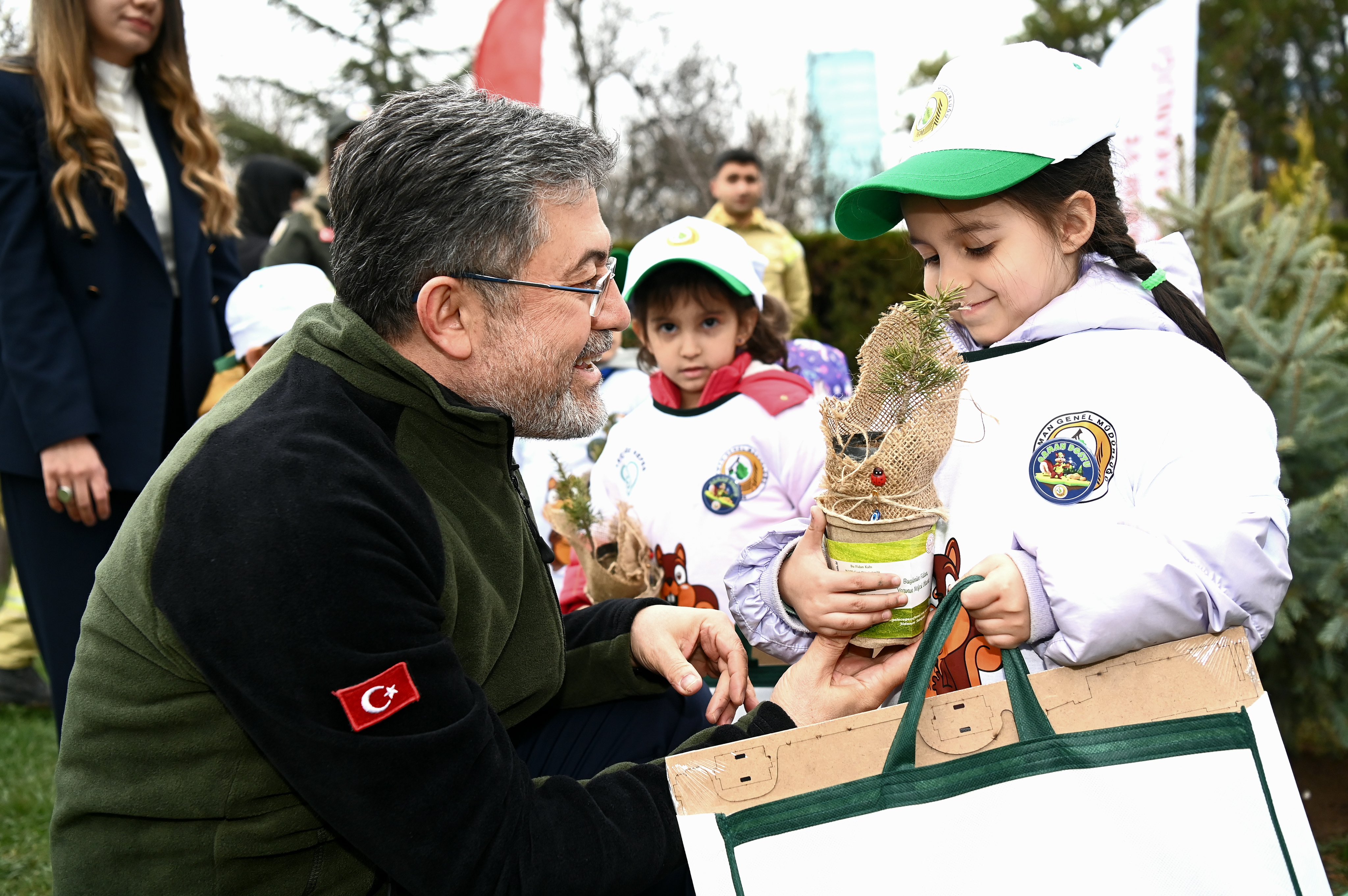 Fidanlar Çocuklarla Buluştu