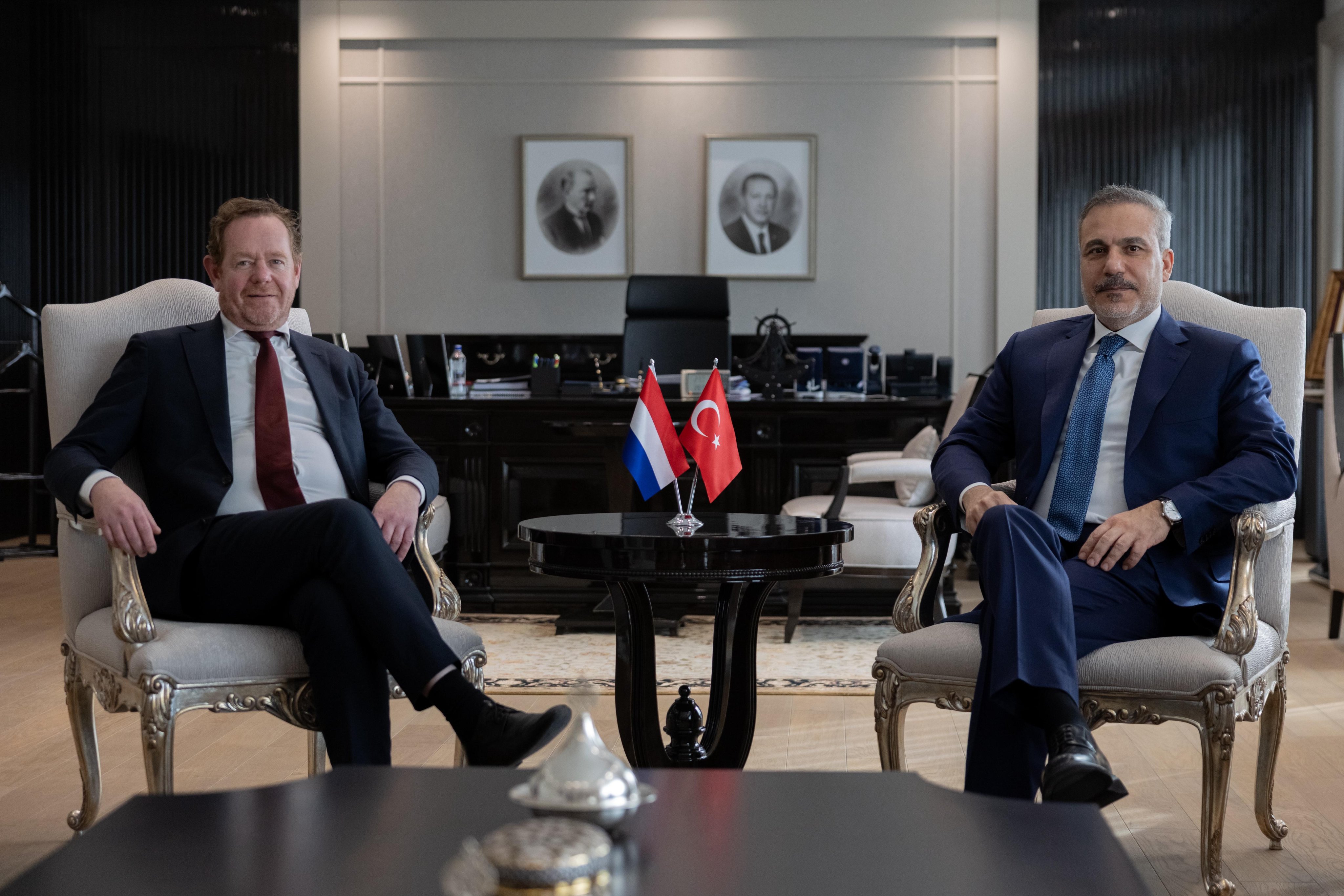 Bakan Fidan Hollanda ile Görüştü