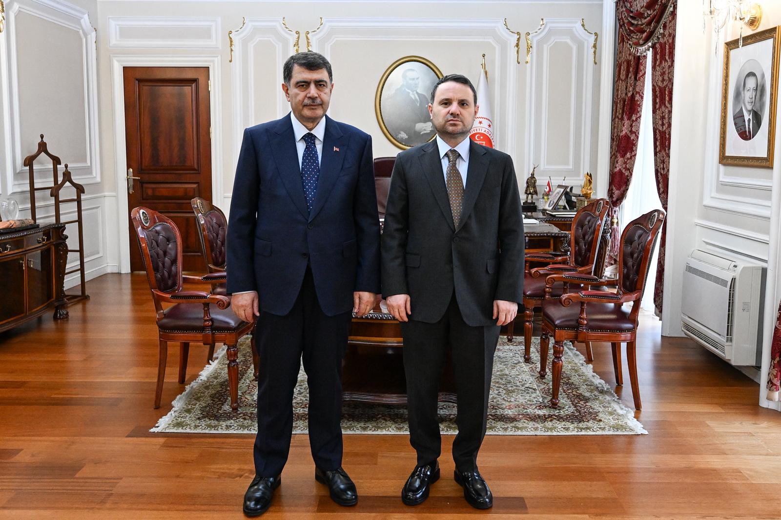 Vali'den Bakan'a Ziyaret