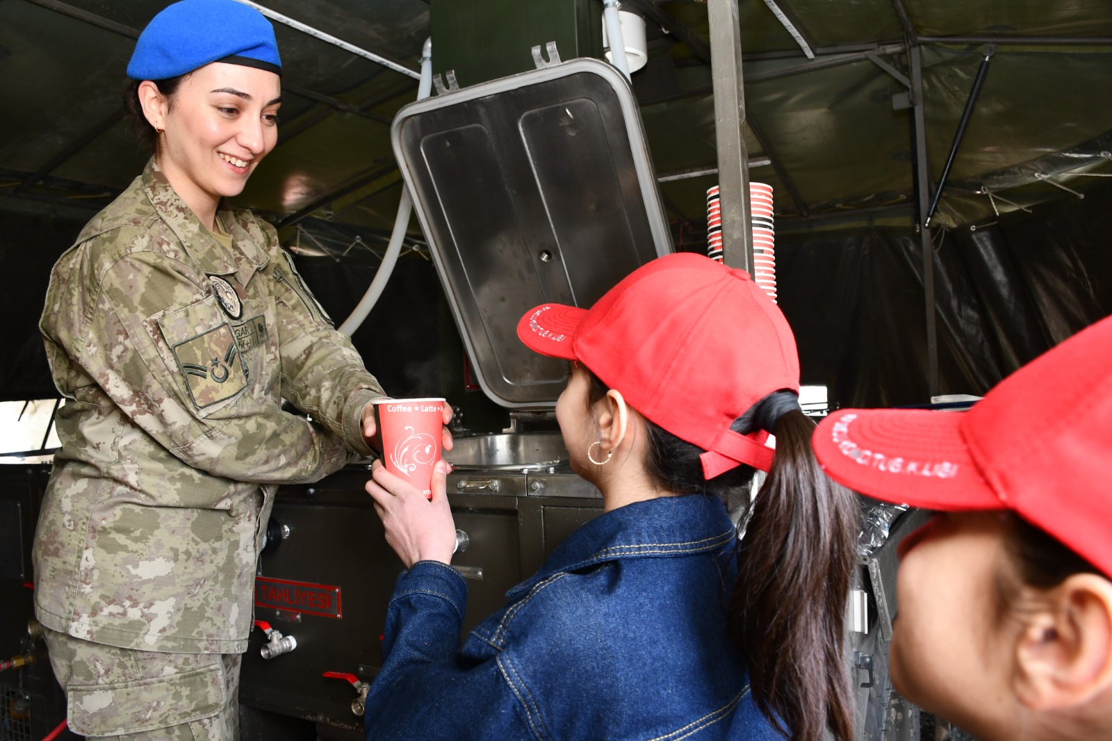 Öğrenciler Mehmetçik ile Bir Gün Geçirdi