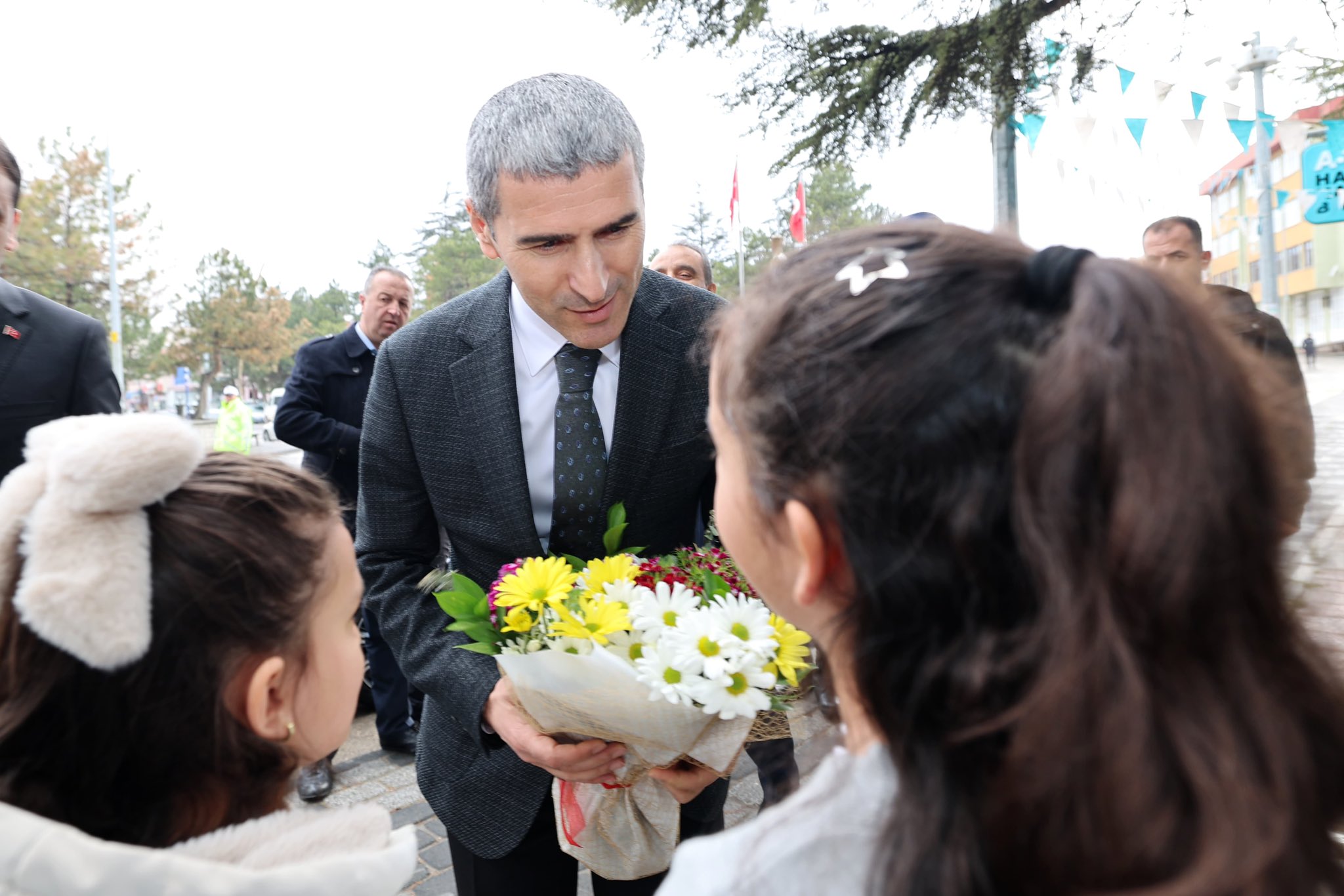 Vali Aktaş, Bayat Belediyesi'ni Ziyaret Etti