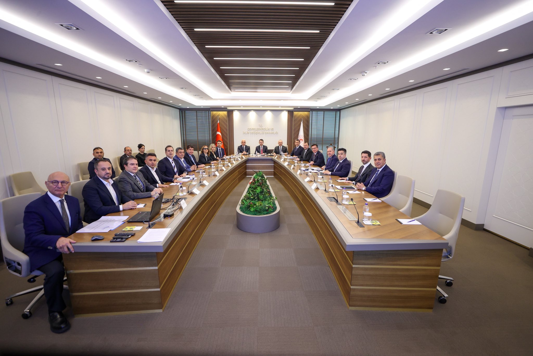 Kültür ve Turizm Bakanı Antalya'da toplantı yaptı