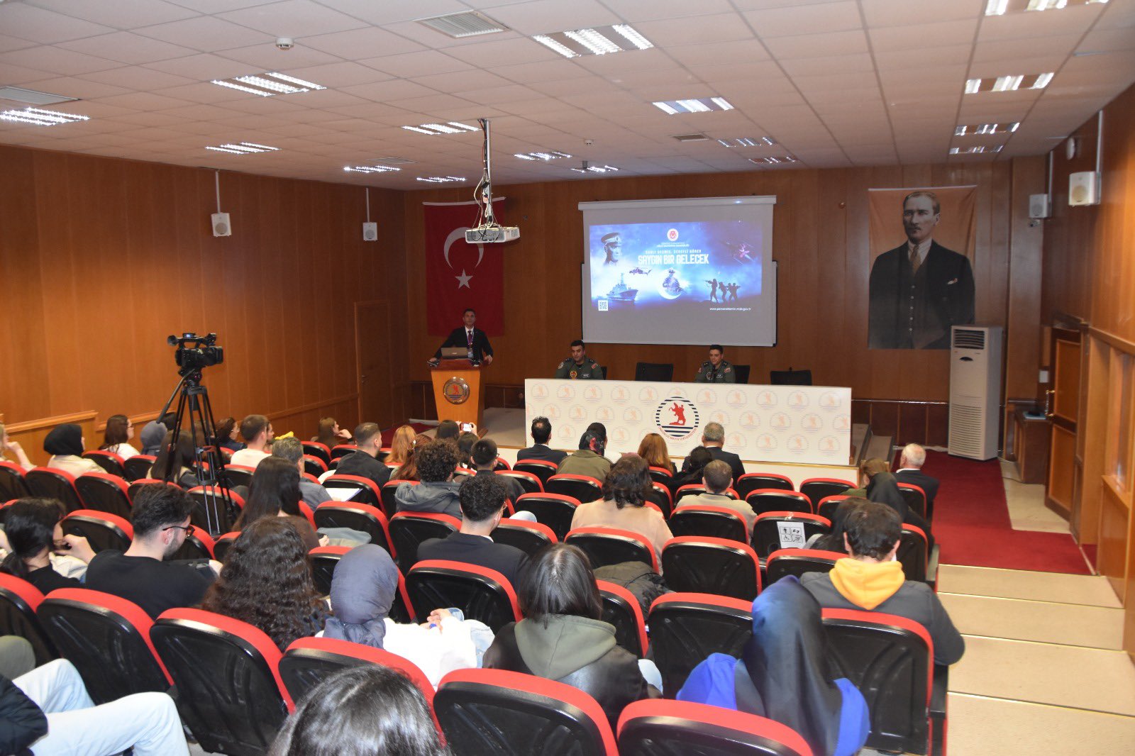 Savunma Bakanlığı Kariyer Fuarı'na Katıldı