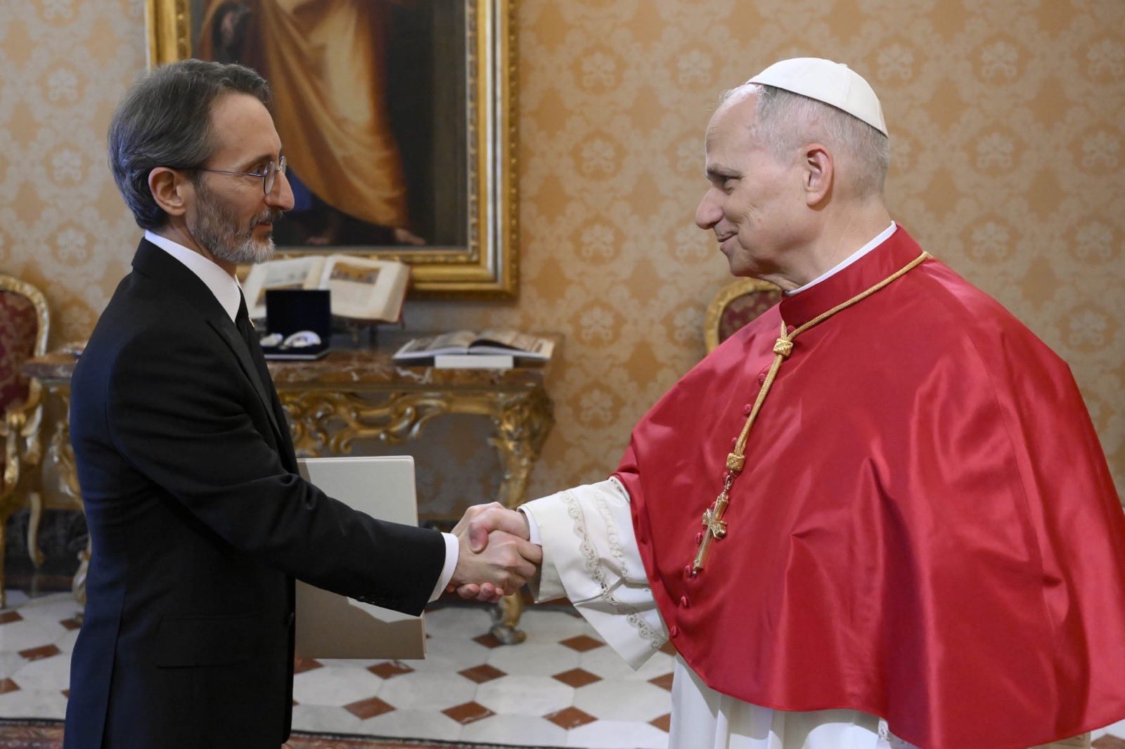 Türkiye'nin Vatikan Büyükelçisi Papalığa Atandı