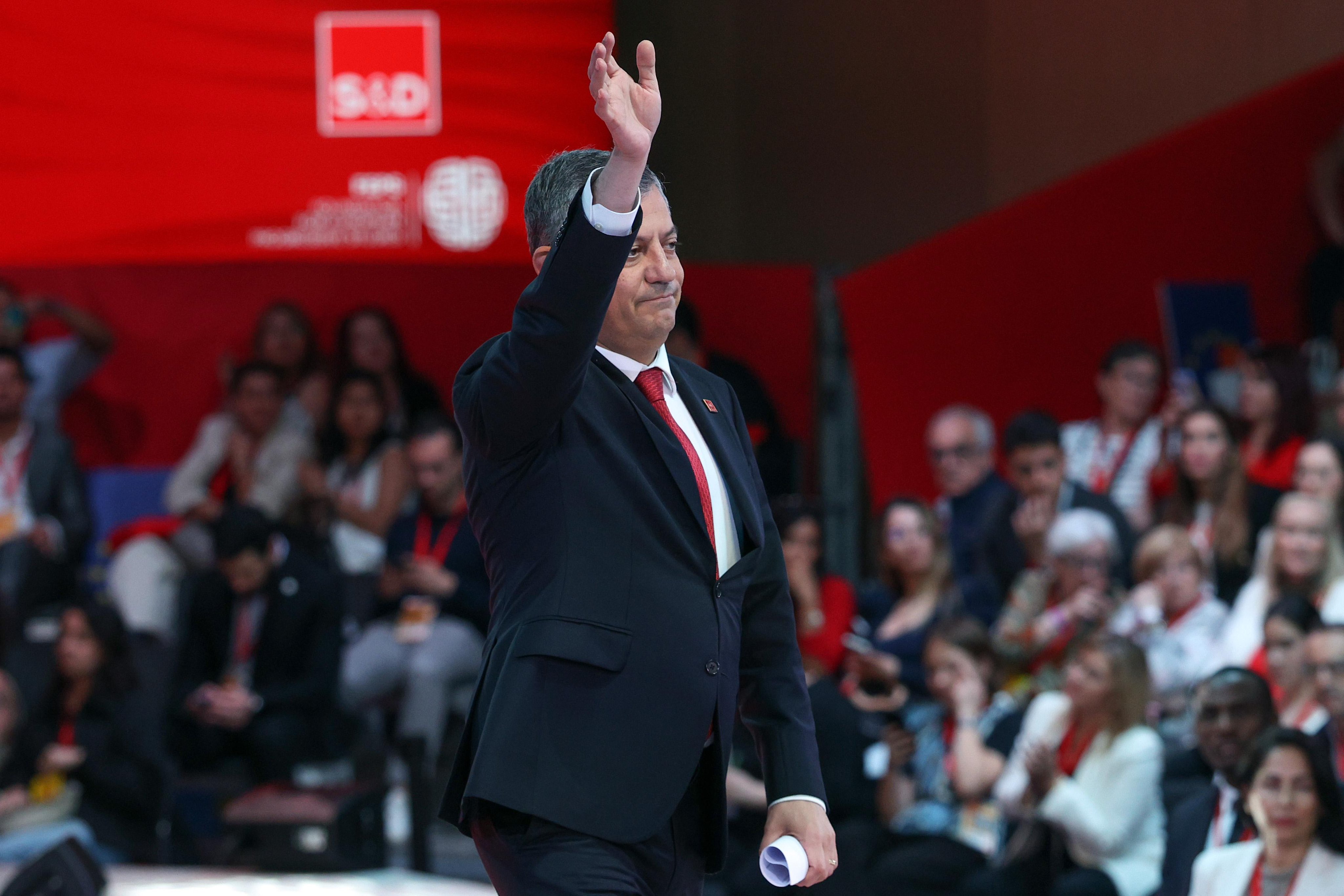 Barcelona'da Demokrasi ve Eşitlik Tartışmaları