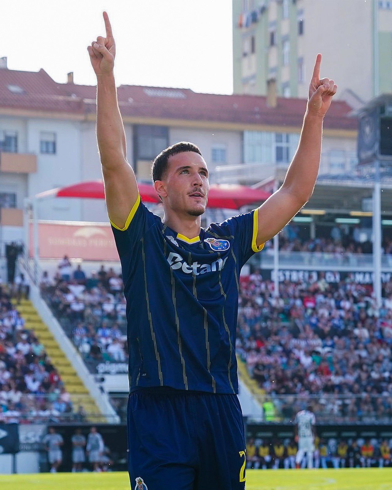 Deniz Gül, Porto'nun galibiyetinde yıldızlaştı