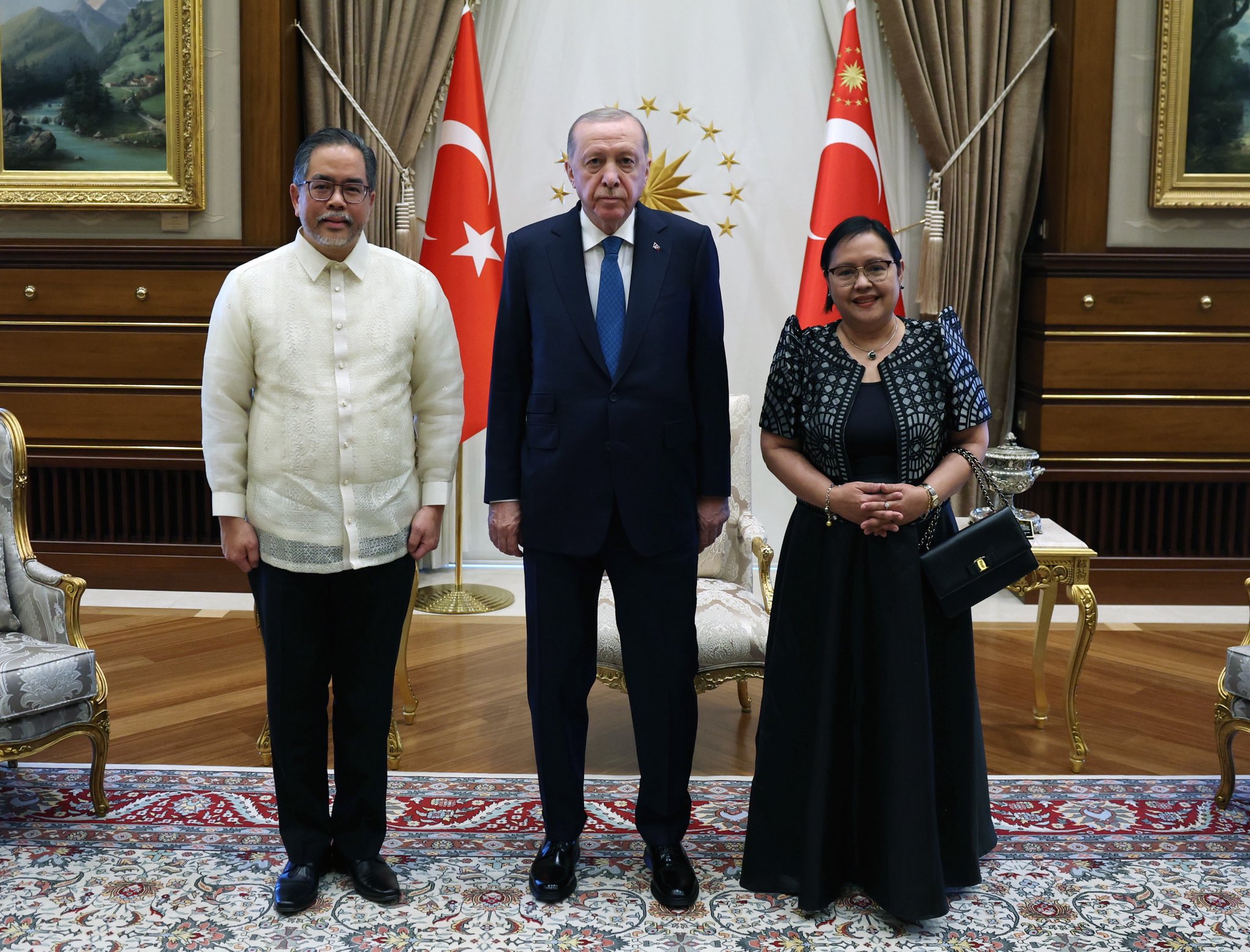 Cumhurbaşkanı Erdoğan, Filipinler Büyükelçisini kabul etti