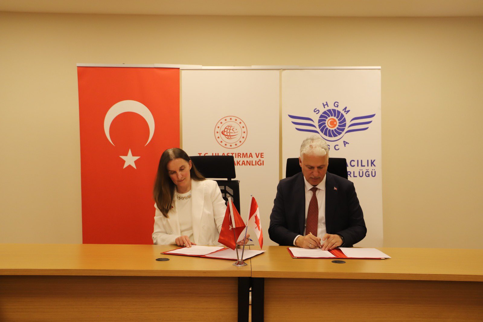 Türkiye ile Kanada arasında havacılık anlaşması imzalandı