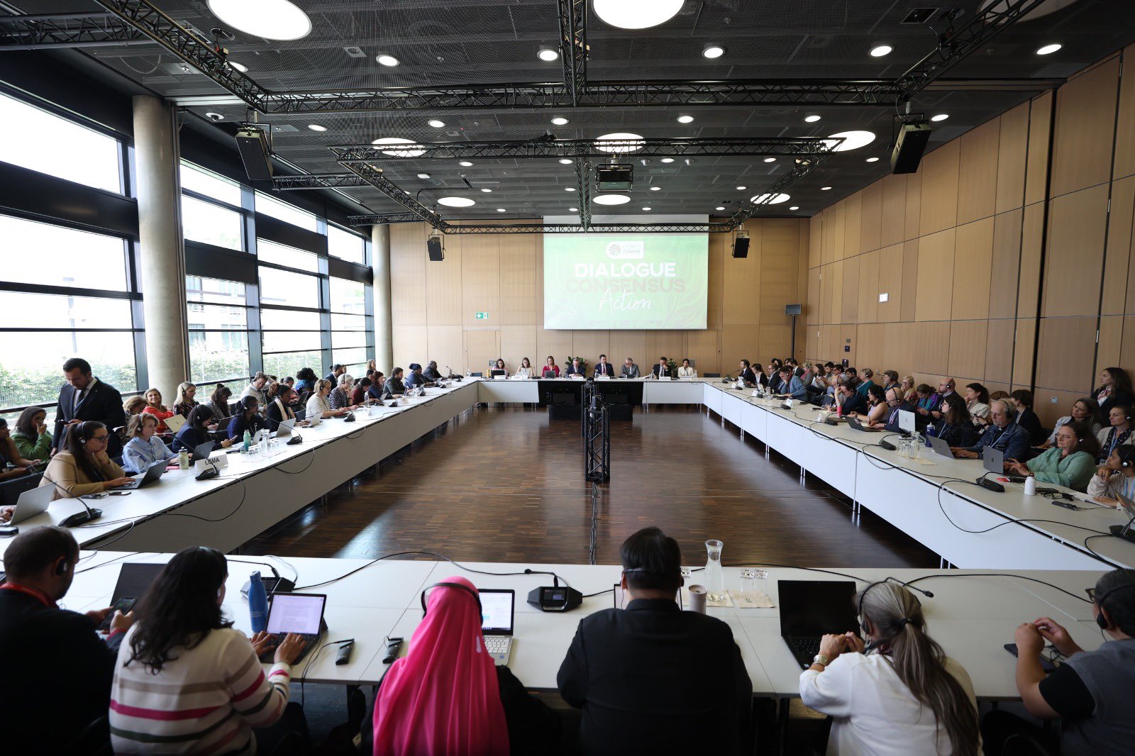 Murat Kurum Bonn'da İklim Toplantısı Düzenledi