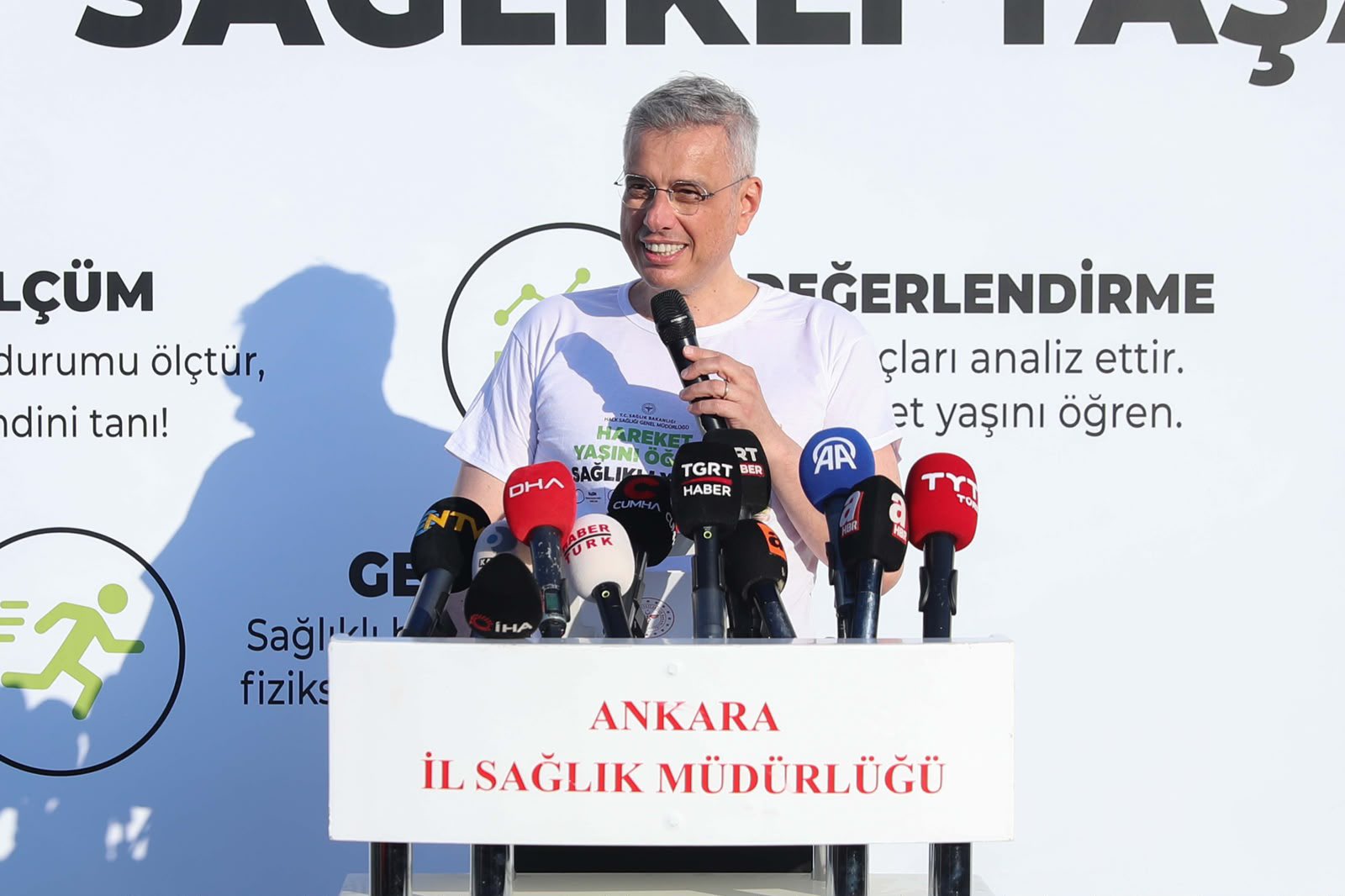 Sağlık Bakanı Memişoğlu'ndan 'Hareket Yaşını Öğren' Kampanyası