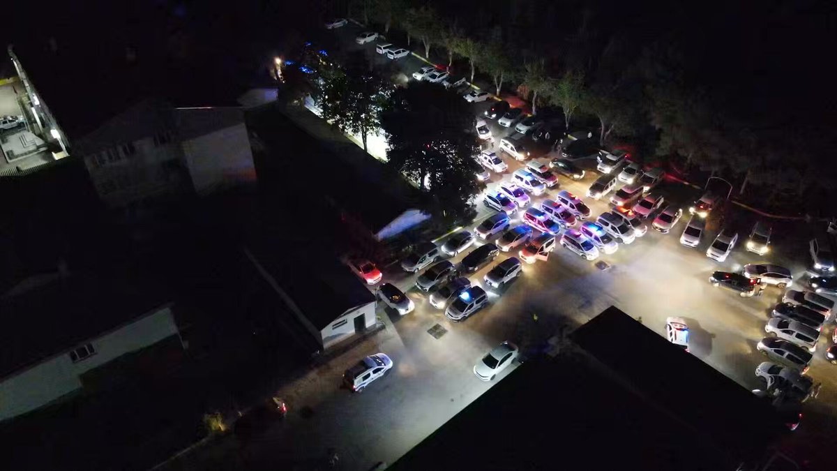 İzmir merkezli operasyonda 80 FETÖ şüphelisi yakalandı