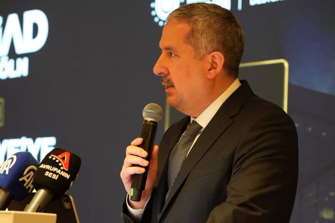 Ticaret Bakanı Gelsenkirchen'de Türk İş Dünyasıyla Buluştu